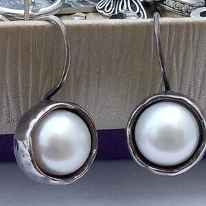 Silpada Sterling Silver & Pearl, Margarite Latching Wire Earrings W1750